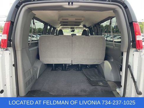 Used 2025 Chevrolet Express 3500 LT w/ LT Preferred Equipment Group RWD image 22