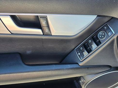 Used 2013 Mercedes-Benz C 300 4MATIC Sedan image 26