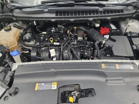 Used 2019 Ford Edge SE FWD image 30