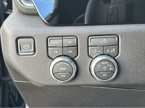 New 2026 GMC Sierra 1500 Elevation AWD/4WD image 25