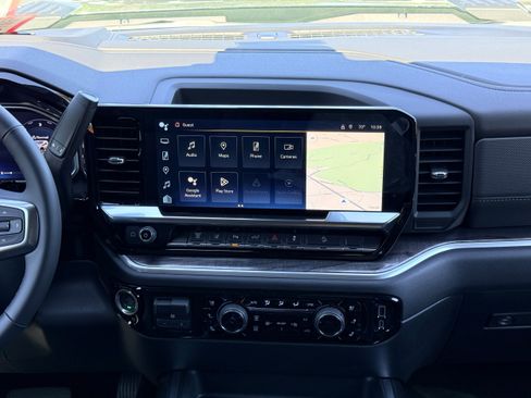 New 2026 Chevrolet Silverado 2500 LTZ w/ LTZ Plus Package AWD/4WD image 18