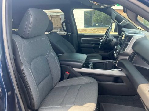 Used 2021 RAM 1500 Big Horn AWD/4WD image 18