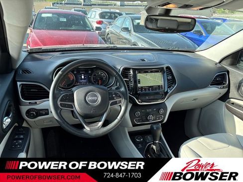 Used 2019 Jeep Cherokee Limited AWD/4WD image 11