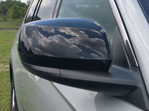 New 2025 Jeep Grand Cherokee L Laredo w/ Trailer Tow Package image 11