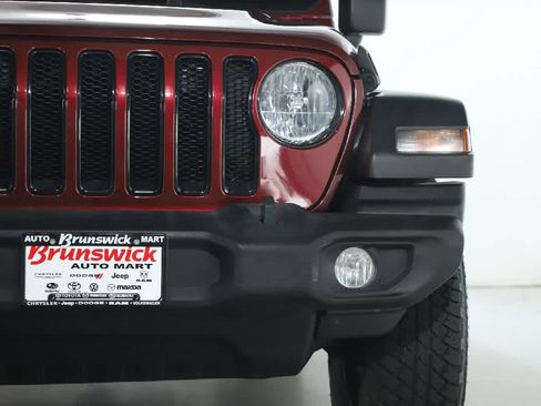 Used 2021 Jeep Wrangler Unlimited Sport AWD/4WD image 7