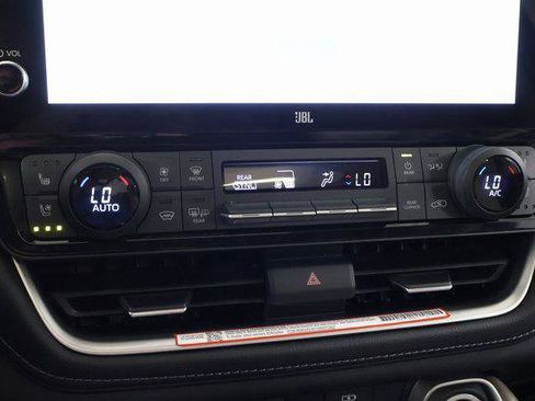 Certified 2024 Toyota Grand Highlander AWD image 22