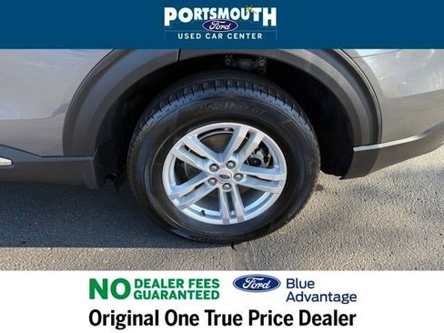 Used 2022 Ford Explorer XLT w/ Equipment Group 202A image 29
