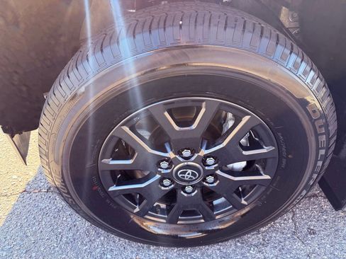 Used 2025 Toyota 4Runner SR5 image 15