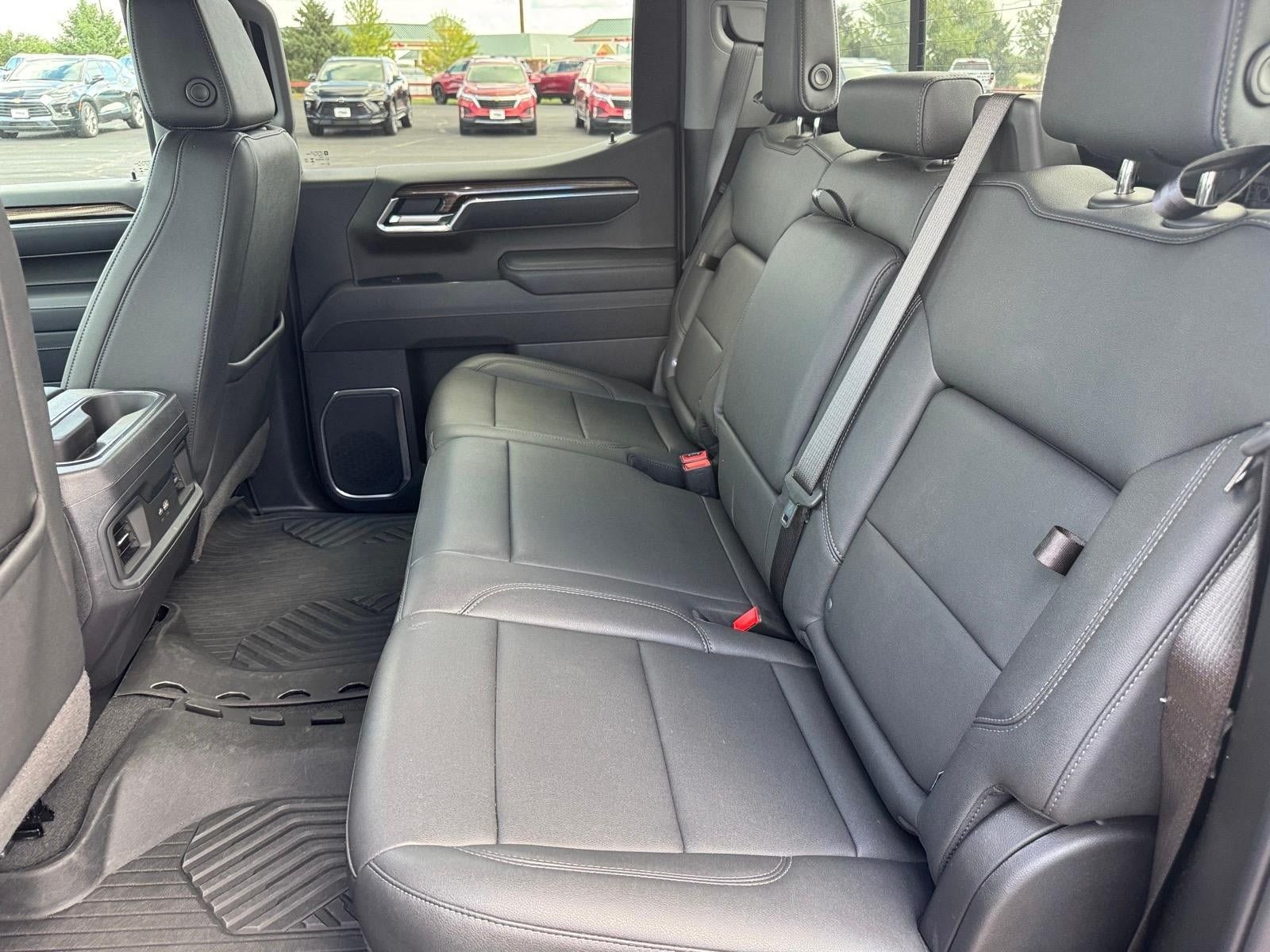 Used 2026 Chevrolet Silverado 1500 LT Trail Boss w/ Safety Package AWD/4WD image 7