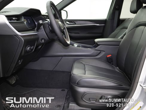 New 2026 Jeep Grand Cherokee Limited Reserve image 8