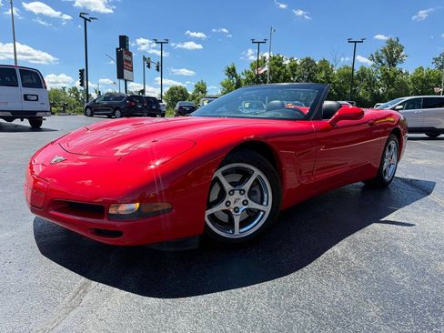 Used 2003 Chevrolet Corvette Convertible w/ Preferred Equipment Group1 RWD image 3