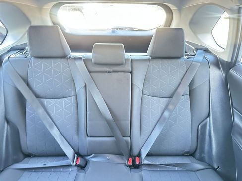 Used 2025 Toyota RAV4 XLE image 38