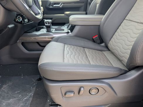 New 2026 Chevrolet Silverado 1500 ZR2 AWD/4WD image 8