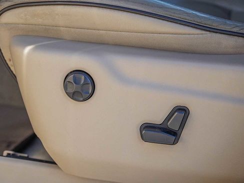 Used 2015 Jeep Grand Cherokee Overland image 26