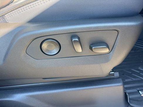 New 2026 Chevrolet Silverado 2500 High Country w/ LPO, Dark Essentials Package image 16