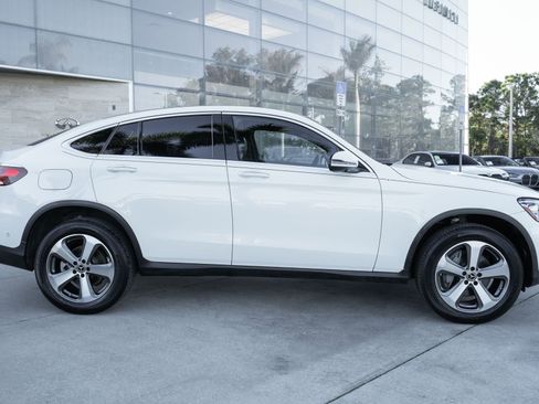 Used 2023 Mercedes-Benz GLC 300 4MATIC Coupe image 27