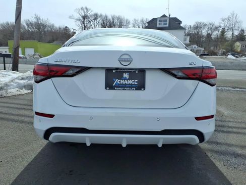 Used 2024 Nissan Sentra SV image 4