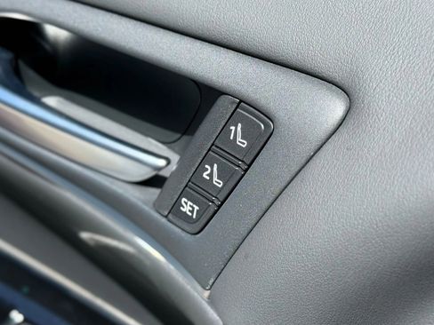 Used 2022 Toyota Mirai Limited Sedan 4D image 22