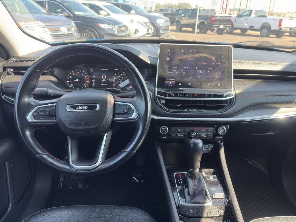 Used 2022 Jeep Compass Trailhawk w/ Trailhawk Convenience Group AWD/4WD image 7