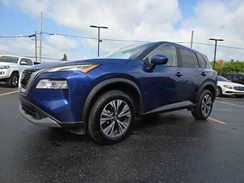 Used 2023 Nissan Rogue SV AWD/4WD image 3