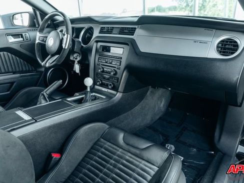 Used 2013 Ford Mustang Shelby GT500 RWD image 19
