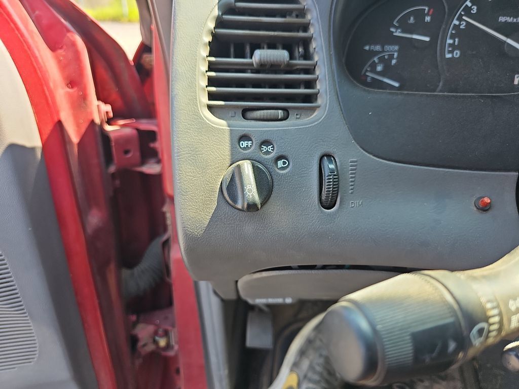 Used 2000 Ford Ranger XL AWD/4WD image 29
