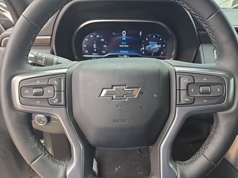 Used 2024 Chevrolet Tahoe Z71 w/ Z71 Off-Road Package AWD/4WD image 14