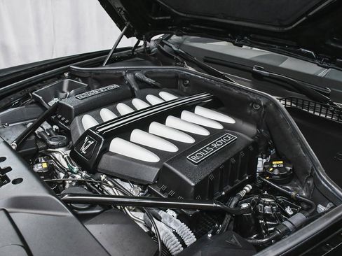 Used 2018 Rolls-Royce Ghost image 65