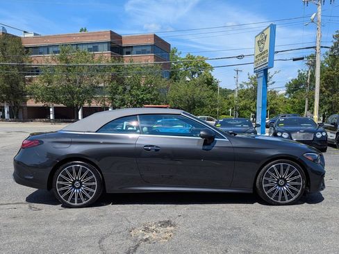 Used 2026 Mercedes-Benz CLE 450 4MATIC Cabriolet image 6