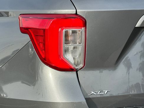 Certified 2022 Ford Explorer XLT w/ Equipment Group 202A image 28