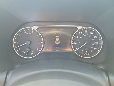Certified 2024 Nissan Sentra SV FWD image 21