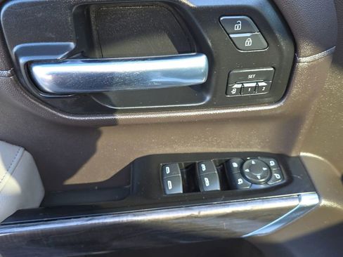 Used 2019 Chevrolet Silverado 1500 LTZ w/ LTZ Premium Package image 22