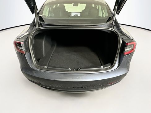 Used 2023 Tesla Model 3 Standard Range image 27