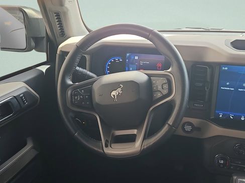 Used 2023 Ford Bronco Wildtrak AWD/4WD image 11