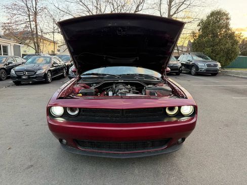 Used 2017 Dodge Challenger R/T w/ Sound Group image 33