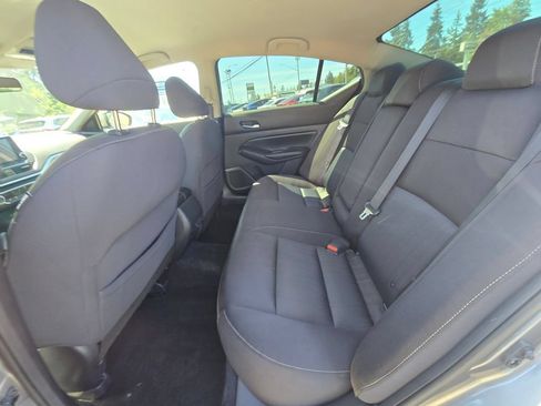 Used 2020 Nissan Altima 2.5 S FWD image 16