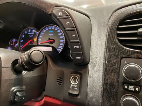 Used 2011 Chevrolet Corvette Grand Sport w/ Preferred Equipment Group image 21