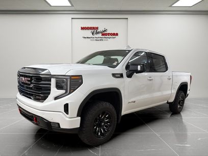 Used 2022 GMC Sierra 1500 AT4 w/ Technology Package