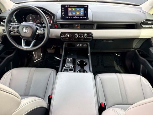 Certified 2024 Honda Pilot EX-L image 18