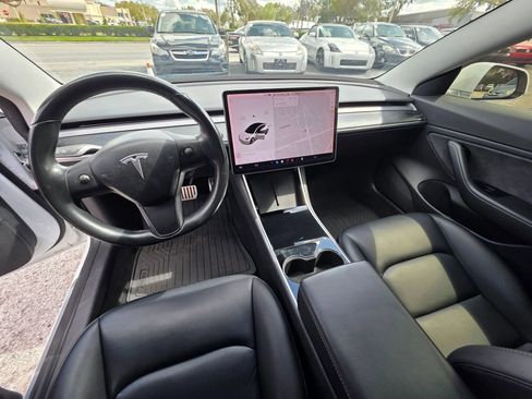 Used 2018 Tesla Model 3 Performance AWD/4WD image 9