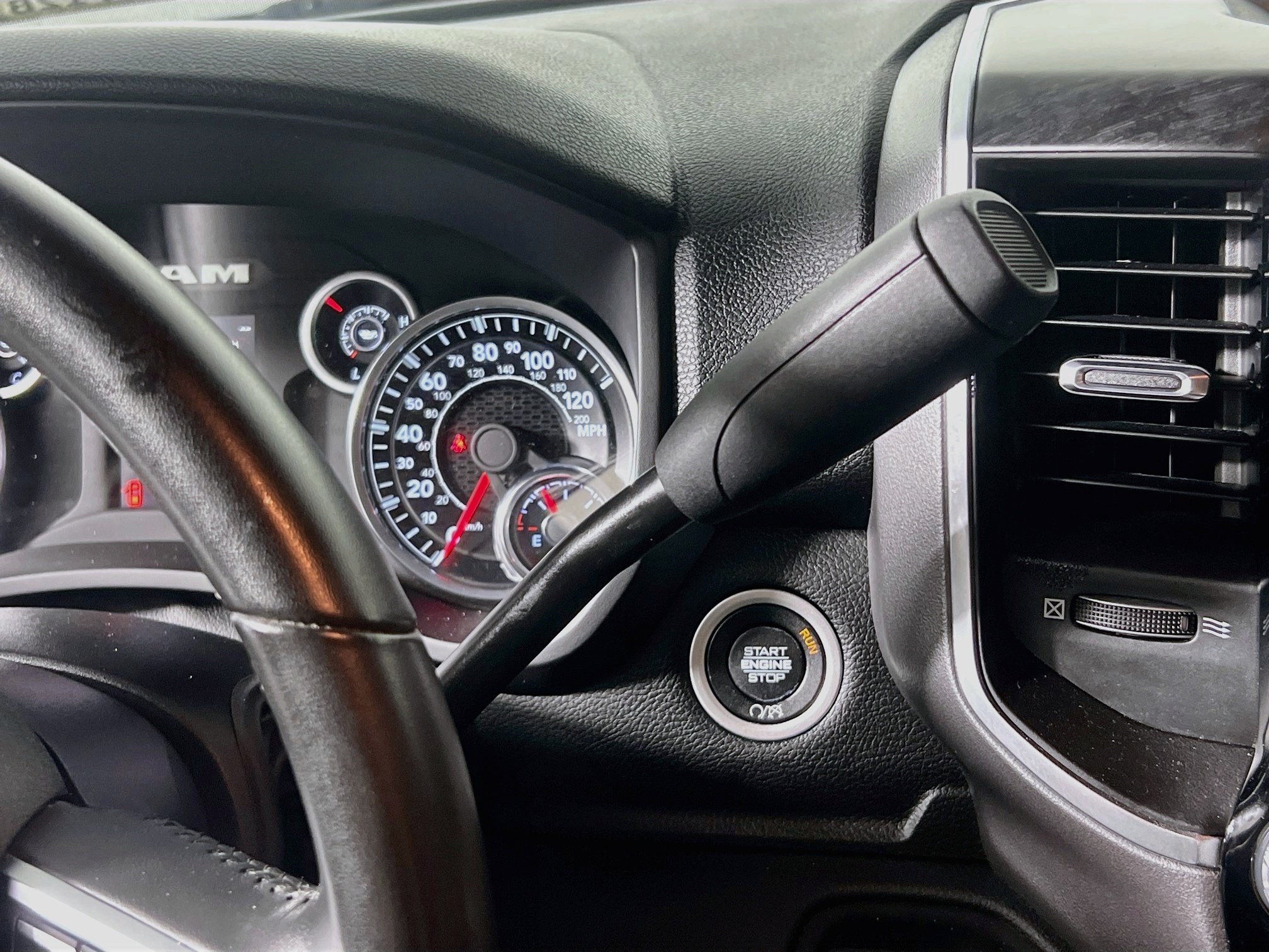Used 2024 RAM 2500 Big Horn w/ Sport Appearance Package AWD/4WD image 24