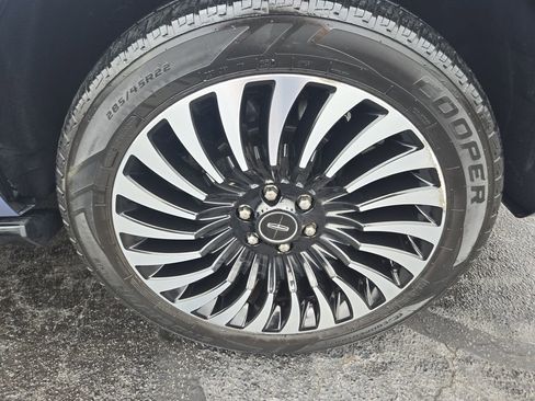Used 2019 Lincoln Navigator Black Label image 35