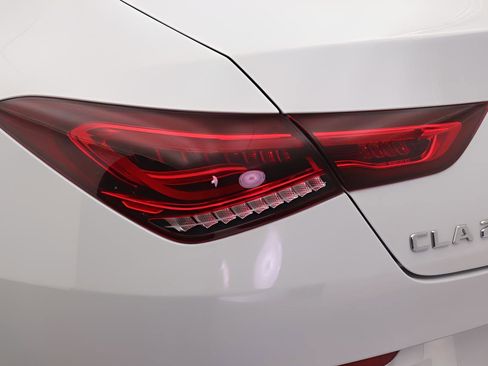 Used 2023 Mercedes-Benz CLA 250 image 18