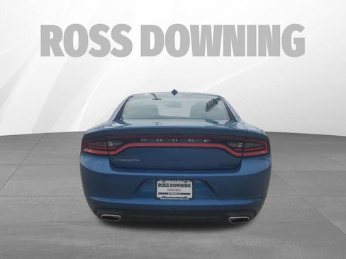 Used 2023 Dodge Charger SXT RWD image 5