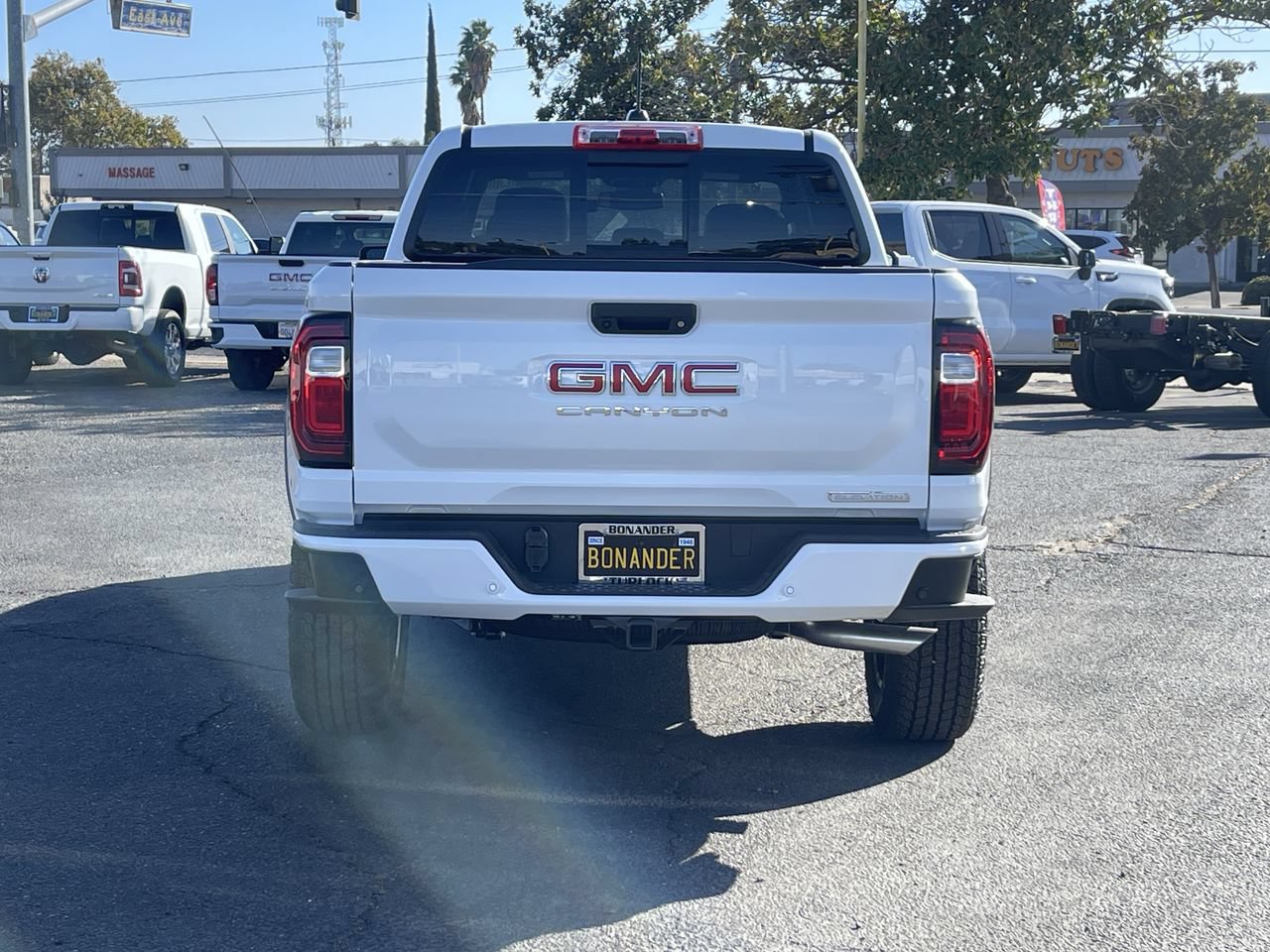 New 2026 GMC Canyon Elevation w/ Convenience Package RWD image 38