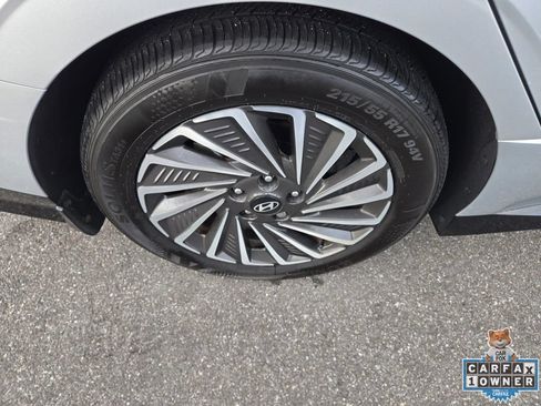 Used 2025 Hyundai Sonata Limited FWD image 14