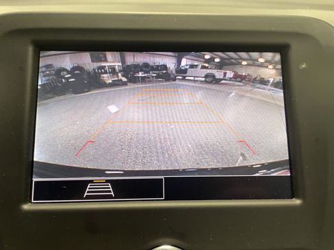 Used 2023 Chevrolet Equinox LT image 11