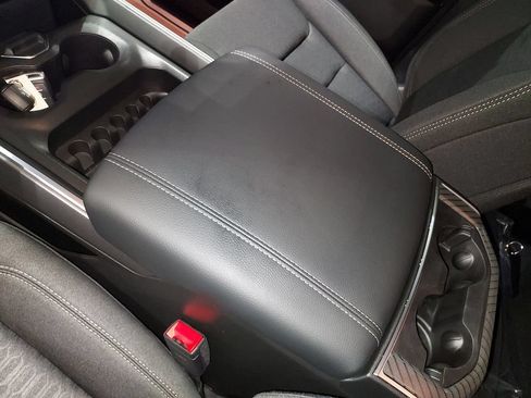 New 2026 RAM 1500 Express AWD/4WD image 26
