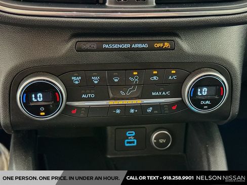Used 2020 Ford Escape Titanium FWD image 16