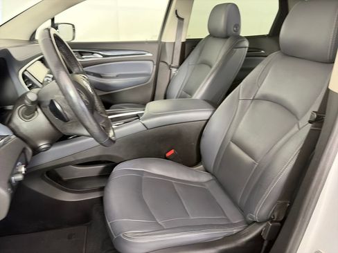 Used 2021 Buick Enclave Premium w/ Sun and Sites Package FWD image 11
